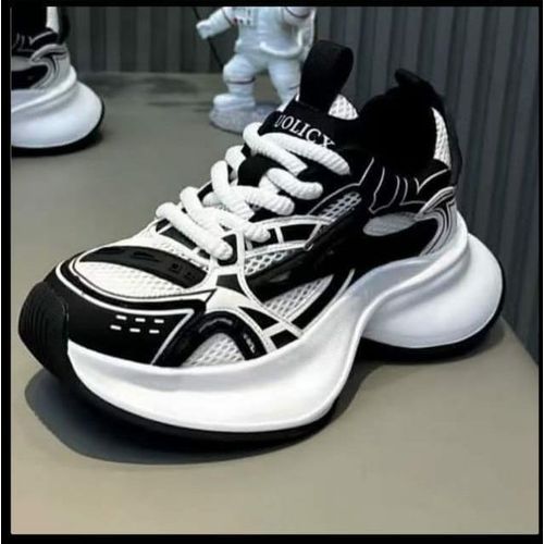 Street Runner sneaker